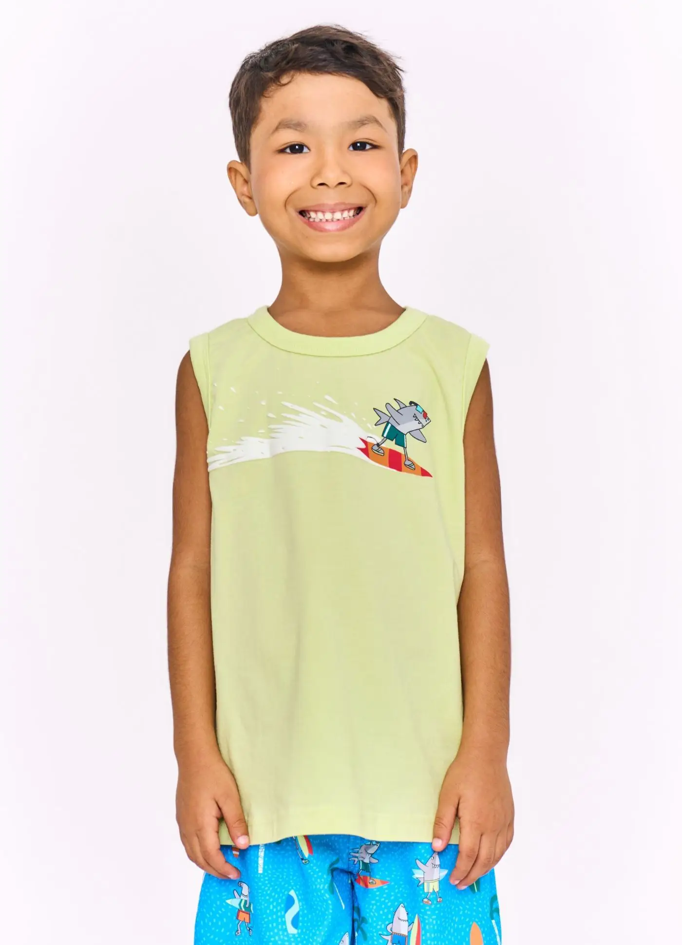 Miniatura CONJ. REGATA E SHORT - TUBARAO COR: REGATA AMARELO CITRUS E  SHORT AZUL 2